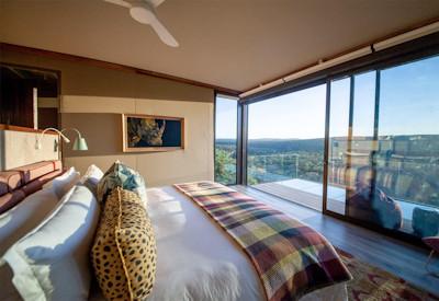 Few lodges offer such a view