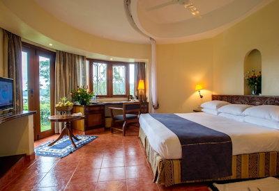 Luxurious en-suite bedrooms