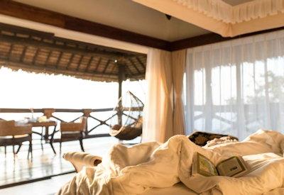 Beautiful thatched safari suites