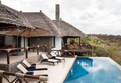 Rim flow pool at Kilimamoja Lodge