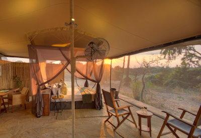 Large tented safari suites