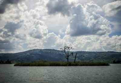 Safari the waters of Bwindi Impenetrable