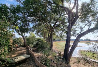 Private and intimate walking safari experience