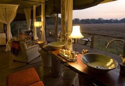 Bathroom with Kafue views