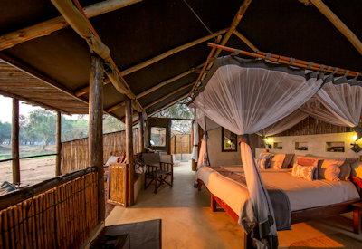 Thatched safari bedrooms with private deck