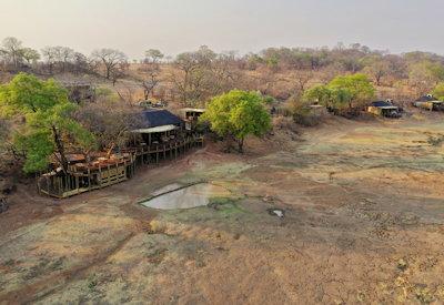 Positioned on a elevated ridge overlooking plain