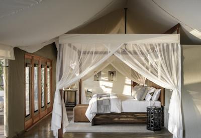 Large luxury en-suite suites with stunning views