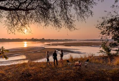 Walking safari and game drive options from the lodge