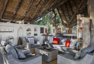 Spacious lounge area with reference book library