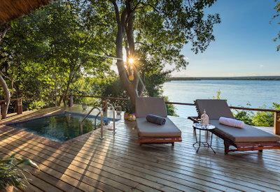 Private plunge pool with views