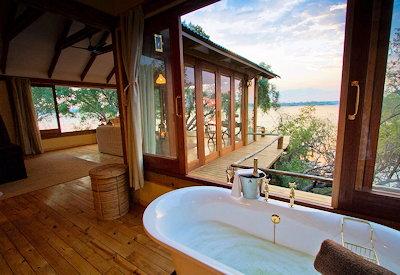 Bathrooms and bathtubs with a view