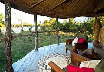 Luangwa Valley camp