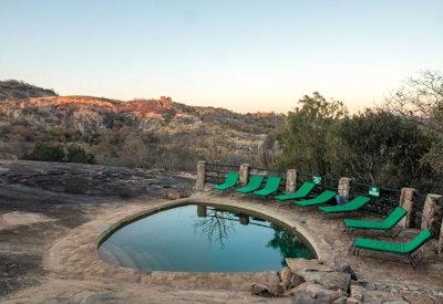 Small rock pool at Camp
