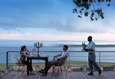 Lake Kariba as a backdrop to romance