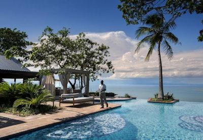 Swimming pool and Lake Kariba