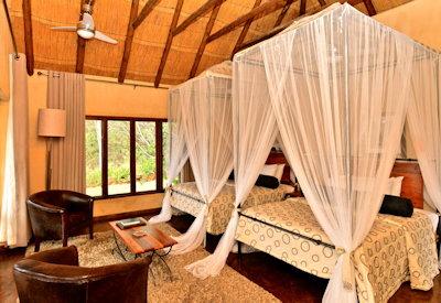 Thatched family cottage at Gorges