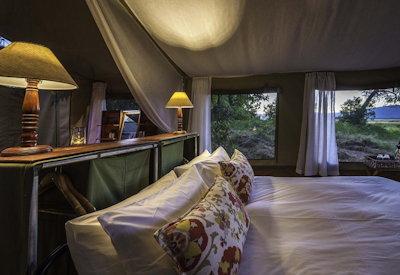 Large king sized beds