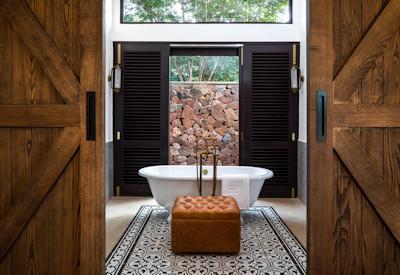 En-suite bathroom with freestanding bath