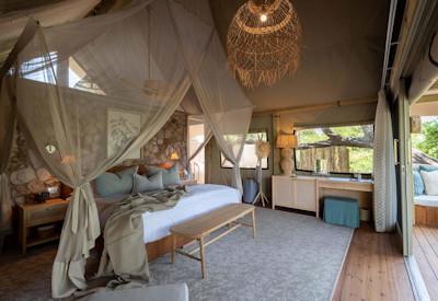 Intimate safari camp positioned on the Zambezi