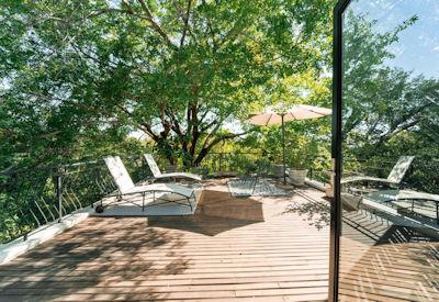 The tropical outdoor area is stuning at Nkosi