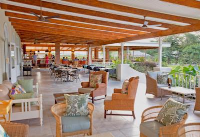 Serene and stylish lounge