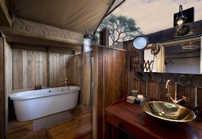 Somalisa famed en-suite bathrooms