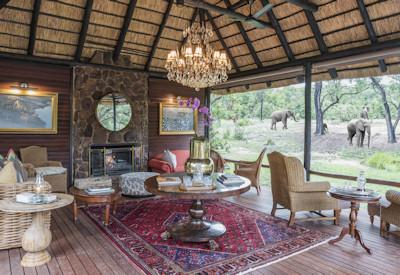 Ndlovu Safari Lodge
