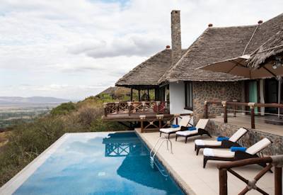 Lake Manyara National Park tree-climbing lions flamingos Simba Safari Tanzania