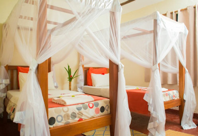 Gorilla Valley Lodge spacious private bathroom solar water heater Uganda