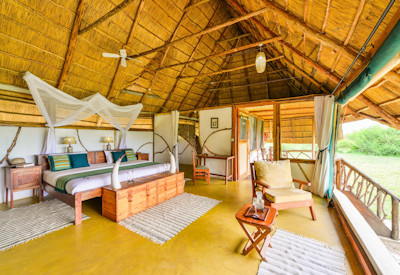 Bakers Lodge thatched suite en-suite solar hot water shower Murchison Falls Uganda