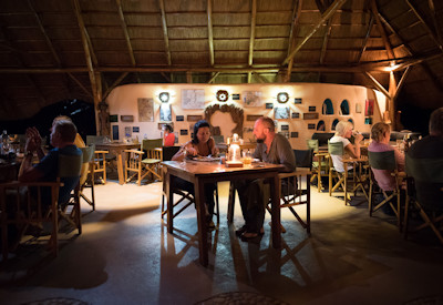 Murchison River Lodge dining fire pit homemade meals afternoon tea cake Uganda