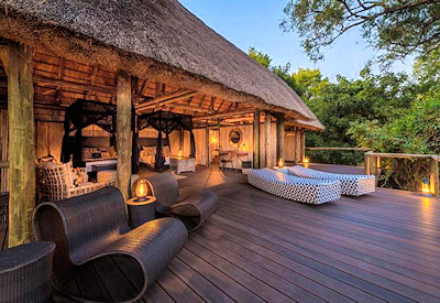 Breathtaking panoramic wilderness views of the riverbed directly from the decks of Chamilandu Bushcamp