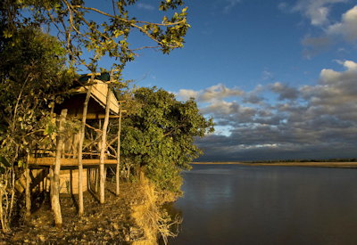 Kafunta Island Bush Camp wild remote Luangwa River mahogany shade South Luangwa Zambia