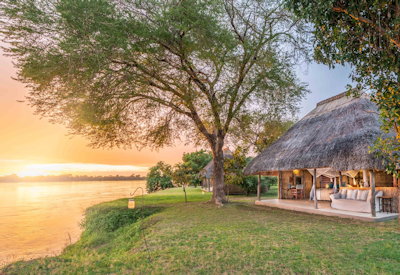 Kakuli Bush Camp luxury seasonal safari lodge perfectly situated at the confluence of the Luwi and Luangwa rivers
