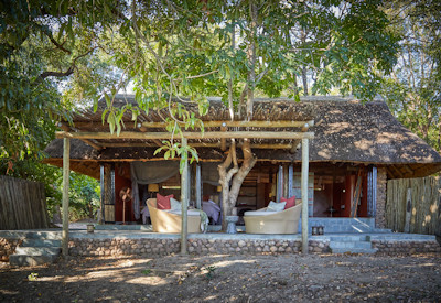 Exclusive luxury bushcamp located in a remote corner of South Luangwa National Park at Kapamba Bushcamp