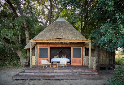 Exclusive and deeply personal Zambian bush camp experience with a maximum of eight guests at Kuyenda Bushcamp