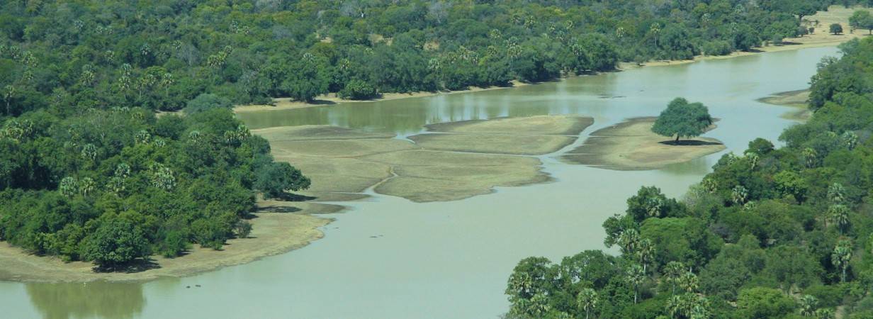 Kalamu Lagoon Camp