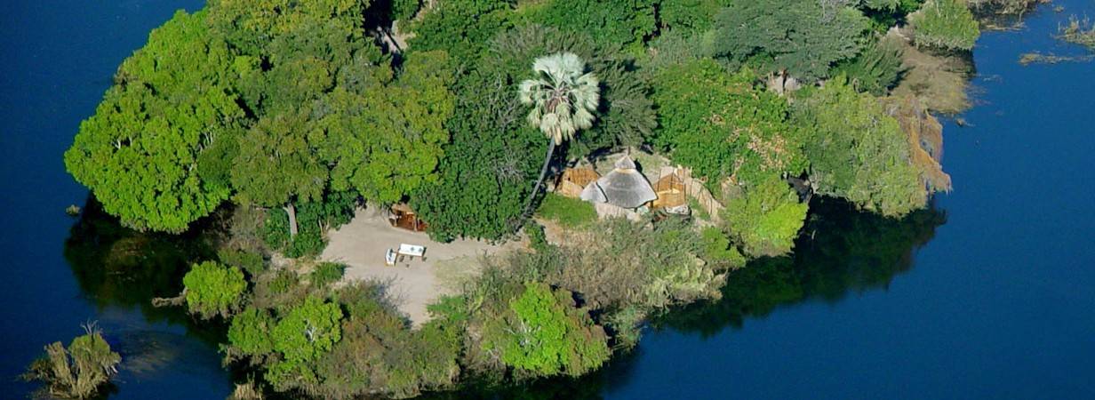 Sindabezi Island Camp
