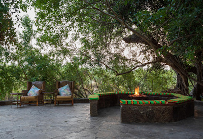 Tintswalo Siankaba fire pit swimming pool riverine forest Zambezi River Zambia