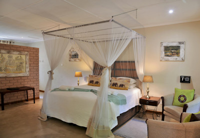 Bayete Guest Lodge exquisite room air conditioning honeymoon suite Victoria Falls Zimbabwe