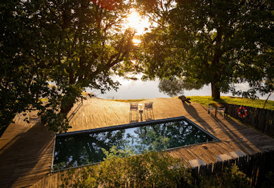 Chundu Island Lodge swimming pool 400 bird species birder's paradise Zambezi Zimbabwe