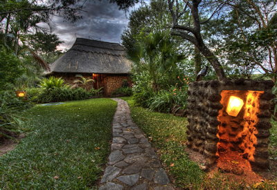 Gorges Lodge manicured lawns gardens Black Eagles Lanner Falcons Batoka Gorge Zimbabwe