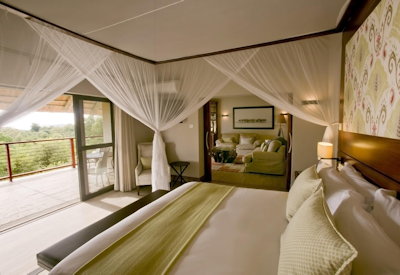 Ilala Lodge Hotel luxury Strathearn Suite executive accommodation Victoria Falls Zimbabwe