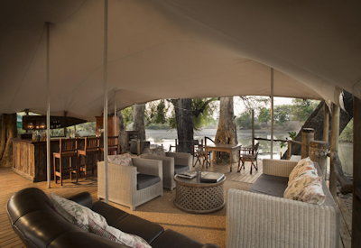 Kanga Camp splash pool lounge bar spectacular viewing deck Mana Pools Zimbabwe