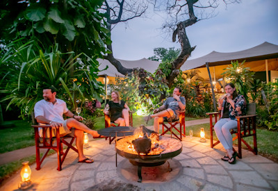 Shongwe Lookout outdoor firepit bar restaurant sundowners Victoria Falls Zimbabwe