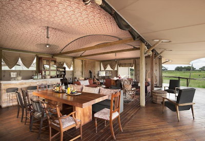 Somalisa Acacia Camp indoor outdoor dining bush breakfast Hwange Zimbabwe