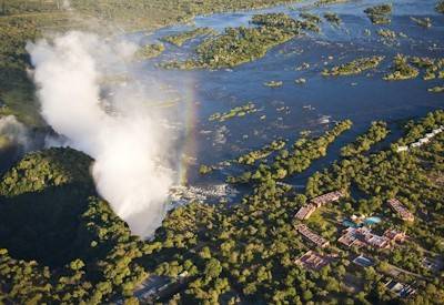 Victoria Falls tour walk Mosi oa Tunya rainforest Great Zimbabwe Tour Zimbabwe
