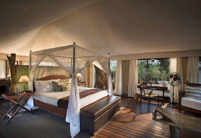 Kanga Camp photographic hide raised deck Mana Pools National Park UNESCO Zimbabwe